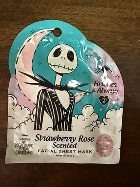 Disney nightmare before Christmas Strawberry Rose Senate facial sheet mask
